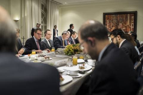 Bundesaussenminister Heiko Maas, SPD, trifft sich zum Arbeitsfruehstueck mit Garciela Marquez Colin, Wirtschaftsministerin von Mexiko, zusammen mit deutschen und mexikanischen CEOs zum Thema Globalisierung, Freihandel und soziale Gerechtigkeit in Mexiko-Stadt, 02.05.2019. Heiko Maas reist im Rahmen seiner Reise nach Lateinamerika Brasilien, Kolumbien und Mexiko. Mexiko-Stadt Mexico
