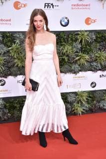 Pheline Roggan bei der Ankunft zur Verleihung Deutscher Filmpreis am 3.05.2019 in Berlin Deutscher Filmpreis 2019 in Berlin - Ankunft Roter Teppich