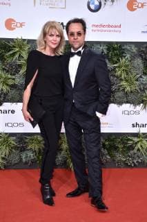 Anna Loos und Jan Josef Liefers bei der Ankunft zur Verleihung Deutscher Filmpreis am 3.05.2019 in Berlin Deutscher Filmpreis 2019 in Berlin - Ankunft Roter Teppich