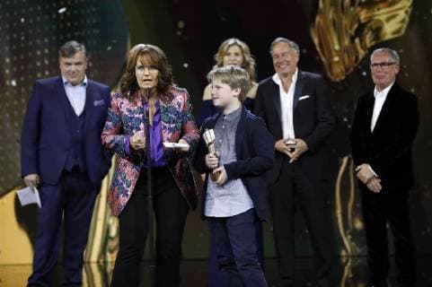 Caroline Link und Julius Weckauf bei der Verleihung des Deutschen Filmpreises 2019 in der Messe Berlin. Berlin, 03.05.2019