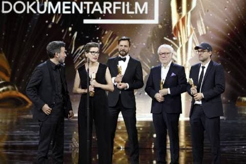 Talal Derki, Eva Kemme, Tobias N. Siebert, Hans Robert Eisenhauer und Ansgar Frerich bei der Verleihung des Deutschen Filmpreises 2019 in der Messe Berlin. Berlin, 03.05.2019