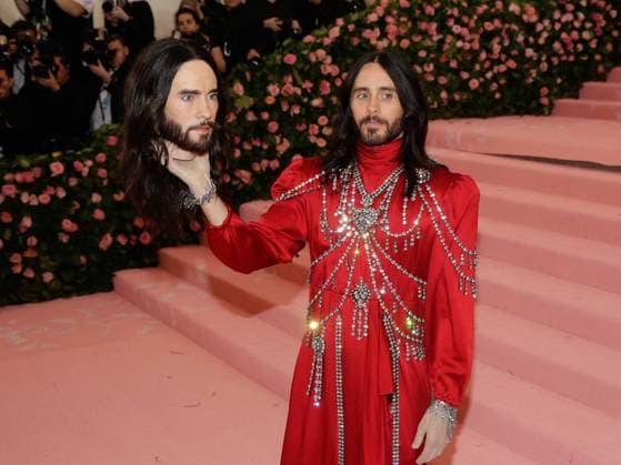 Jared Leto arrives on the red carpet at The Metropolitan Museum of Art s Costume Institute Benefit Camp: Notes on Fashion at Metropolitan Museum of Art in New York City on May 6, 2019.  NYP20190506313 JOHNxANGELILLO
