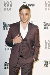 Tom Wlaschiha bei der Verleihung des GQ Care Award 2019 in der 20Â° Restobar. Düsseldorf, 08.05.2019