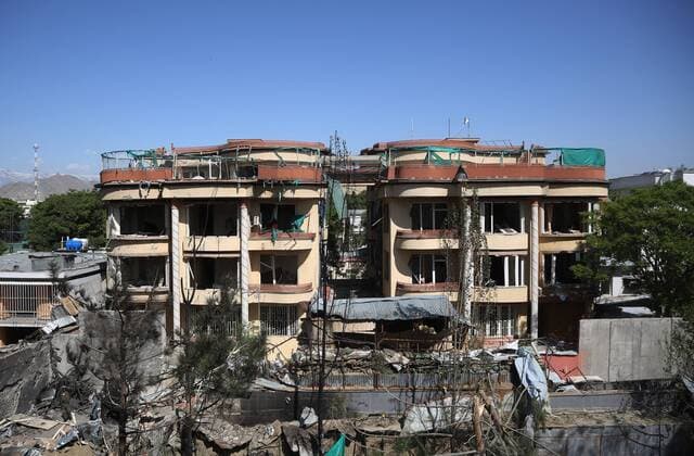 News Themen der Woche KW19 News Bilder des Tages (190509) -- KABUL, May 9, 2019 -- Photo taken on May 9 , 2019 shows the site of an attack in Kabul, capital of Afghanistan. Eleven people, including six assailants, were killed and 24 civilians wounded after Taliban suicide bombers attacked a U.S.-funded aid agency in Afghanistan s capital of Kabul on Wednesday. ) AFGHANISTAN-KABUL-ATTACK-AFTERMATH RahmatxAlizadah 