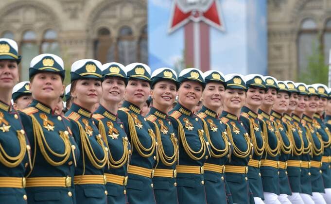 May 9, 2019 - Moscow, Russia - Russian female soldiers march during the annual Victory Day military parade marking the 74th anniversary of the end of World War II in Red Square May 9, 2019 in Moscow, Russia. Russia celebrates the annual event known as the Victory in the Great Patriotic War with parades and a national address by President Vladimir Putin. Moscow Russia - ZUMAp138 20190509_zaa_p138_016 Copyright: xRussianxPresidencyx