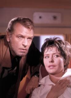 ABSCHIED VON DEN WOLKEN D 1959 - Gottfried Reinhardt O.W. FISCHER (Peter van Houten), SONJA ZIEMANN (Carka) Film, Fernsehen, Thriller, 50er, Deutschland 1959 *** DEPARTMENT OF THE Clouds D 1959 Gottfried Reinhardt O W FISCHER Peter van Houten SONJA ZIEMANN Carka Film Television Thriller 50s Germany 1959 Copyright: ArthurxGrimm UnitedArchives00666252