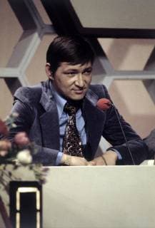 RAINER WERNER FASSBINDER Der junge Regisseur RAINER WERNER FASSBINDER als Rategast in der Quizsendung: Dalli Dalli , 1974., Copyright: ArthurxGrimm UnitedArchives00670486