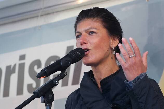 News Themen der Woche KW20 News Bilder des Tages Hannover, 13.05.2019, Europawahl, Wahlkampf Veranstaltung der Partei die Linke mit Sahra Wagenknecht in Hannover Linden, *** Hanover 13 05 2019 European election election campaign party event the left with Sahra Wagenknecht in Hanover Linden