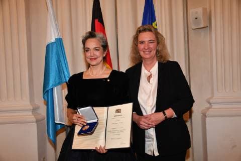 Irina Wanka und Kerstin Schreyer (Sozialministerin) Verleihung der Sozialmedaille Bayerische Staatsmedaille für soziale Verdienste Max-Joseph-Saal Residenz München 13. Mai 2019