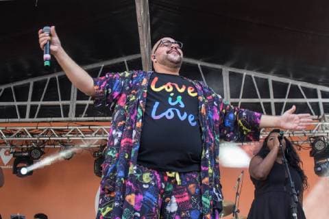 SÃO PAULO, SP - 19.05.2019: VIRADA CULTURAL SP 2019 - Tiago Abravanel and his diversity spread the public, literally went to the crowd and took the crowd to the stage. São Paulo, May 19, 2019. x1734775x  VanxCampos