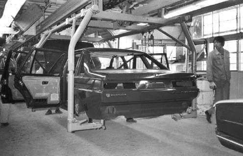 China, Shanghai 14.06.1989 Foto: Produktion im VW-Werk Stadtfotos *** China, Shanghai 14 06 1989 Photo production in VW plant City photos