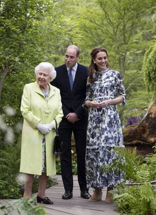 Entertainment Themen der Woche KW21 Entertainment Bilder des Tages . 20 05 2019. London, United Kingdom. Queen Elizabeth II and The Duke and Duchess of Cambridge at the Chelsea Flower Show in London.  xPoolx xi-Imagesx IIM-19701-0042