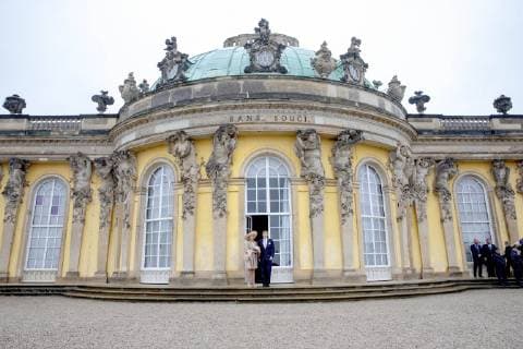 Entertainment Themen der Woche KW21 22-05-2019 Germany Queen Maxima and King Willem-Alexander last day of the 3 day of the 3 day visit to Mecklenburg-Voor – Pommeren and Brandenburg in Germany. Visiting the State chancellery of Brandenburg with Dietmar Wiodke.  Copyright: xPPEx
