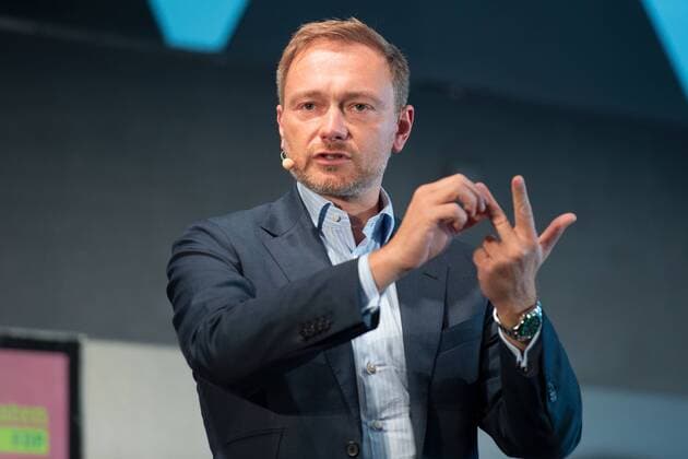 Wahlkampf Europawahl 2019 Christian Lindner in Dortmund am 22.05.2019 im The View in Dortmund Christian Lindner steht am 22.05.2019 in Dortmund im The View, um für die Europawahl am 26.05.2019 Wahlkampf zu betreiben.