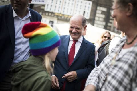 Bundesfinanzminister Olaf Scholz, SPD, aufgenommen im Rahmen der Abschlussveranstaltung des Wahlkampfes fuer die Europawahl und die Buergerschaftswahl in Bremen, 24.05.2019. Bremen Deutschland