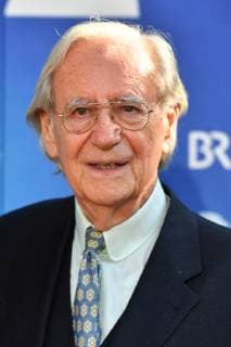Wilfried KLAUS (Schauspieler), Einzelbild,angeschnittenes Einzelmotiv,Portraet,Portrait,Porträt. Roter Teppich,Red Carpet,Bayerischer Fernsehpreis 2019 am 24.05.2019.