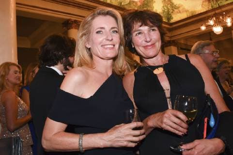 Maria Furtwängler mit Freundin bei der Verleihung des 31. Bayerischen Fernsehpreises 2019 im Prinzregententheater. München, 24.05.2019