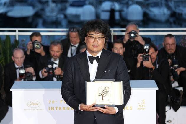 Entertainment Themen der Woche KW21 Entertainment Bilder des Tages Bong Joon-ho arrives at the award photocall after receiving the Palme d Or prize for the film Parasite during the 72nd annual Cannes International Film Festival in Cannes, France on May 25, 2019.  PAR201905257026 DAVIDxSILPA