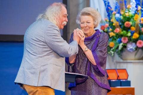 28-05-2019 Princess Beatrix with Paul Spapens during the Zilveren Anjers at the Koninklijk paleis in Amsterdam. The silver carnation is annually awarded to individuals who voluntarily worked for culture and nature conservation  Copyright: xPPEx