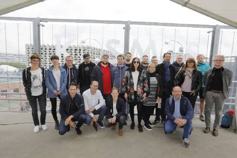 News Bilder des Tages Kosmos PK 28.05.2019, Chemnitz, Dach des Parkhauses Theaterstrasse ,Pressekonferenz, Kosmos Chemnitz – Wir bleiben mehr : Stadt plant Konzert am 4. Juli in der Innenstadt, CWE Chef Sören Uhle (vorn 2.vl)und die Macher stellen ihr Programm vor.