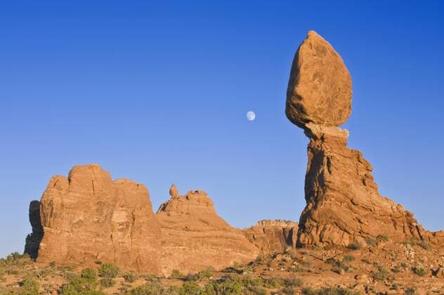 USA Moon rising over balanced rock, Arches NP, Utah, USA, January 2008  1270756 RobxTilley
