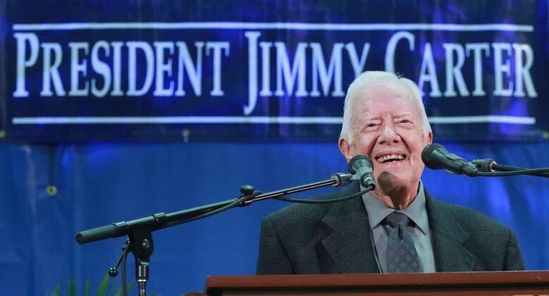 September 12, 2018 - Atlanta, GA, USA - Former President Jimmy Carter answers questions from students during his annual town hall with Emory University freshman in the campus gym on September 12, 2018, in Atlanta. Atlanta USA - ZUMAm67_ 20180912_zaf_m67_109 Copyright: xCurtisxComptonx