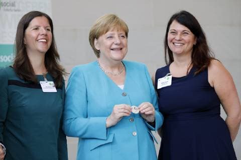 Bundeskanzlerin Angela Merkel, Deutschland, Berlin, Bundeskanzleramt, Auszeichnung der Sieger des Wettbewerbs startsocial durch BK in Merkel, 03.06.2019