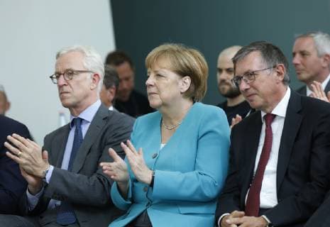 Bundeskanzlerin Angela Merkel, Deutschland, Berlin, Bundeskanzleramt, Auszeichnung der Sieger des Wettbewerbs startsocial durch BK in Merkel, 03.06.2019