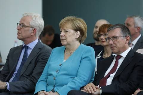 Bundeskanzlerin Angela Merkel, Deutschland, Berlin, Bundeskanzleramt, Auszeichnung der Sieger des Wettbewerbs startsocial durch BK in Merkel, 03.06.2019