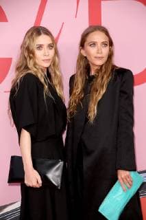 June 3, 2019 - New York, New York, U.S. - MARY KATE OLSEN, ASHLEY OLSEN at the 2019 CFDA Fashion Awards,.The Brooklyn Museum, Brooklyn, NY.June 3, 2019.Photos by , Photos Inc. New York U.S. - ZUMAms4_ 20190603_zaf_ms4_025 Copyright: xSoniaxMoskowitzx
