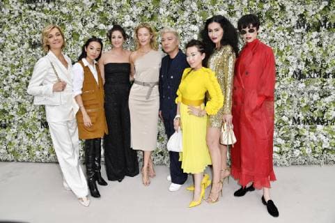 Nicola Gerber Maramotti, Yoyo Cao, Maria Giulia Maramotti, Carolyn Murphy, Bryan Gray Yambao, Tina Craig, Diala Makki und Hikari Mori bei der Max Mara Resort 2020 Show im Neuen Museum. Berlin, 03.06.2019