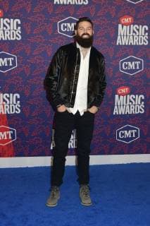 05 June 2019 - Nashville, Tennessee - Jordan Davis. 2019 CMT Music Awards held at Bridgestone Arena. Photo Credit: Dara-Michelle Farr AdMedia 240482 2019-06-05 TN Nashville Etats-Unis  Copyright: xAdMediax STAR_240482_146