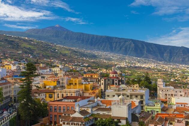 View over La Orotava towards Mount Teide, Tenerife, Canary Islands, Spain, Atlantic Ocean, Europe Copyright: NeilxFarrin 1126-1716