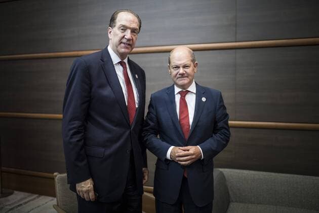 Bundesfinanzminister Olaf Scholz (R), SPD, trifft sich mit David Malpass (L), Praesident der Weltbank, zu einem Gespraech in Fukuoka, 08.06.2019. Scholz reist nach Fukuoka fuer das Treffen der Finanzminister der G20-Staaten sowie der Notenbankgouverneure. Fukuoka Japan Copyright: xFlorianxGaertnerx