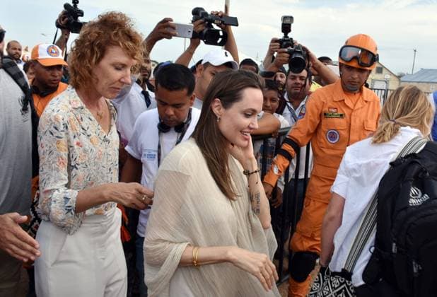 Entertainment Bilder des Tages US actress Angelina Jolie, special envoy of Acnur, delivers statements during her visit to the border city of Maicao, Colombia, 08 June 2019. Jolie warned today that more than 20,000 children born in Colombia of Venezuelan parents are at risk of becoming stateless due to lack of documentation to legalize their situation. Angelina Jolie warns that 20,000 Venezuelan children can become stateless !ACHTUNG: NUR REDAKTIONELLE NUTZUNG!  Copyright: xSTRx AME1726 20190609-636956394153652323