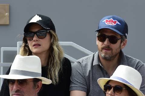Marion Cotillard et Guillaume Canet CELEBRITES : Internationaux de France 2019 Roland Garros - Finale Hommes - 09 06 2019 JBAutissier Panoramic 