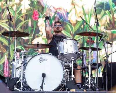 June 14, 2019 - Manchester, Tennessee, U.S - MIKE MILEY of Rival Sons during the Bonnaroo Music + Arts Festival in Manchester, Tennessee Manchester U.S. - ZUMAs135 20190614_zap_s135_017 Copyright: xDanielxDeSloverx