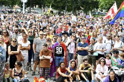 15.06.2019 Zuerich,Schweiz. Im Bild : Zurich - Pride.25. Schwule und Lesben Veranstaltung.Bunt Parade Stimmung *** 15 06 2019 Zurich, Switzerland In picture Zurich Pride 25 Gays and lesbians Event Colourful parade Mood 