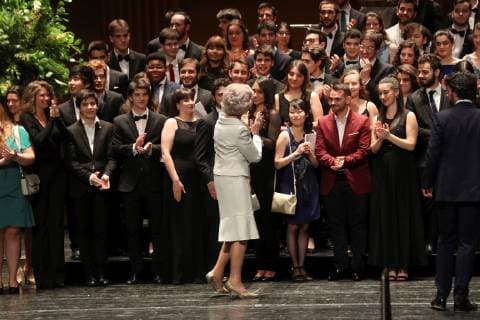 Emeritus Queen Sofia (C) attends the closing of the Reina Sofía School of Music 2018 2019 academic year held at Royal Theater in Madrid, Spain, 18 June 2019. Emeritus Queen Sofia attends a concert at Royal Theater in Madrid !ACHTUNG: NUR REDAKTIONELLE NUTZUNG!  Copyright: xKikoxHuescax GRAF649 20190618-636964913510357306