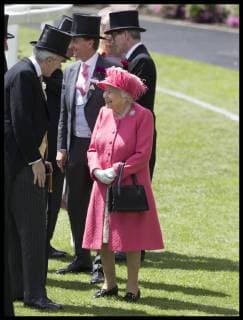. 21 06 2019. Ascot , United Kingdom. Queen Elizabeth II arriving on day four of Royal Ascot , United Kingdom.  xStephenxLockx xi-Imagesx IIM-19830-0041