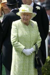 Queen Elizabeth II attends day 5 of Royal Ascot at Ascot Racecourse in Berkshire, England. JUNE 22nd 2019  MTXx192264