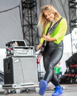 June 21, 2019 - Chicago, Illinois, U.S - LINDSAY ELL during the LakeShake Country Music Festival in Chicago, Illinois Chicago U.S. - ZUMAs135 20190621_zap_s135_056 Copyright: xDanielxDeSloverx