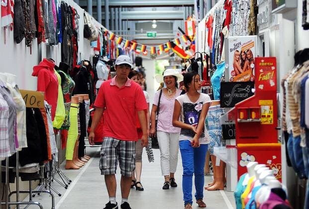 Asia-Markt Adsiamarkt Berlin, 03.05.2019 Der Asiamarkt Dong-Xuan-Center in der Lichtenberger Herzbergstrasse ist der größte seiner Art in Europa. In jüngster Zeit wird er auch als Umschlagsort für illegale Kinder aus Vietnam vermutet.