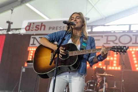 June 23, 2019 - Chicago, Illinois, U.S - LAUREN JENKINS during the LakeShake Country Music Festival in Chicago, Illinois Chicago U.S. - ZUMAs135 20190623_zap_s135_013 Copyright: xDanielxDeSloverx