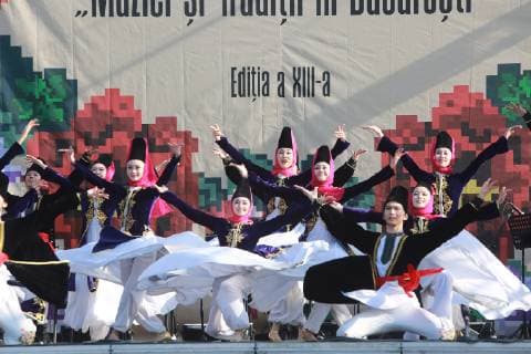 (190624) -- BUCHAREST, June 24, 2019 -- Artists from Beijing Dance Academy of China perform during the 13th International Folklore Festival Music and Traditions in Bucharest, Romania, on June 23, 2019. The three-day folklore festival concluded on Sunday. ) ROMANIA-BUCHAREST-FOLKLORE FESTIVAL GabrielxPetrescu 