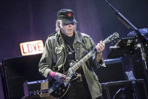 Neil Young spiller med sit band Promise of the Real. Han lukker den Blaa Scene med sit livs bagkatalog paa Tinderbox loerdag den 29. juni 2019.. , Odense Denmark Copyright: HellexArensbak HellexArensbakx COP200 spdk20190630-001504-L