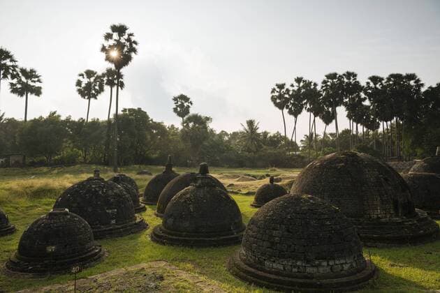 Kadurugoda Viharaya Buddhist Temple, Jaffna, Northern Province, Sri Lanka, Asia Copyright: BenxPipe 848-1841