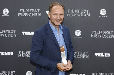 Ralph Fiennes bei der CineMerit-Gala zu Ehren von Ralph Fiennes mit der Premiere von The White Crow auf dem 37. Filmfest München 2019 im Festivalzentrum Gasteig. München, 01.07.2019