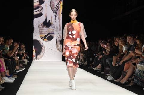 Model bei der KXXK Fashion Show im Rahmen der MBFW auf der Berlin Fashion Week Spring Summer 2020 im E-Werk. Berlin, 01.07.2019
