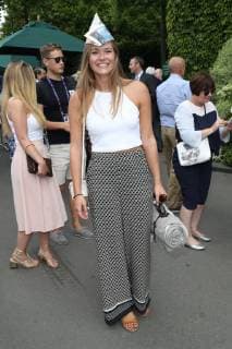 . 03 07 2019. London, United Kingdom. Tennis fan Ellie Harvinson arriving on the third day of the Wimbledon Tennis Championships in London. .  xStephenxLockx xi-Imagesx IIM-19872-0023
